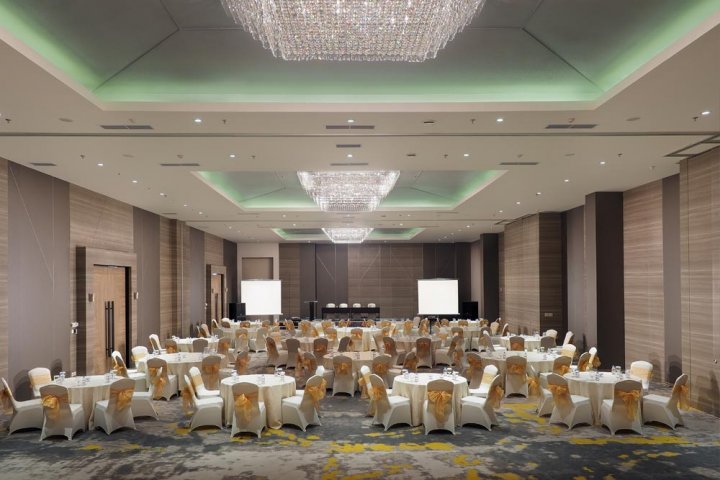 ballroom-arosa-2018_11_28_23_35_01-t